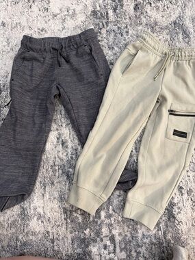 Kids Neutral Sweat Joggers - Light Gray and Dark Heather